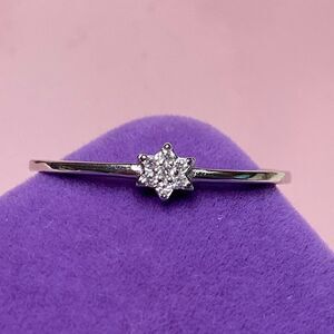 💛 925 CZ Star Minimalist Stacking Ring